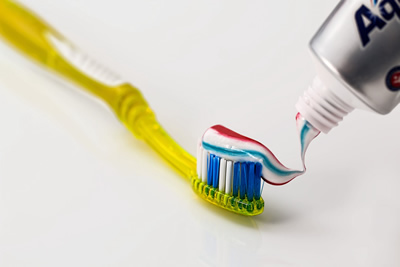 Os itens mais sujos que utilizamos frequentemente - Escova de dentes